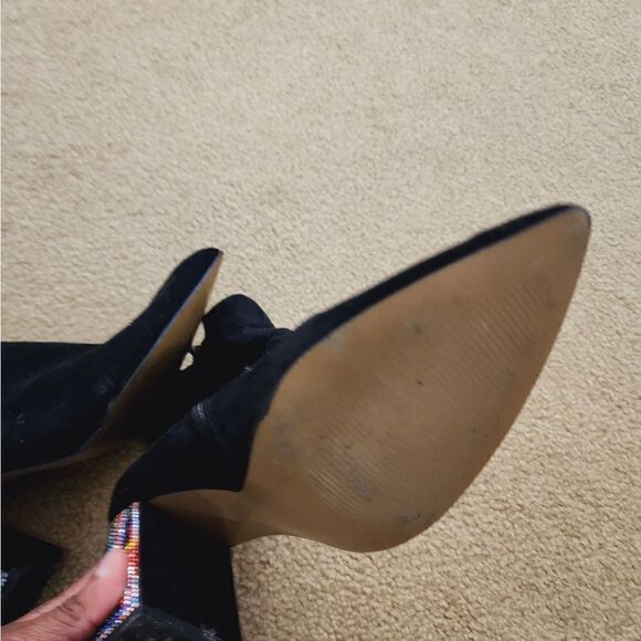 Betsy Johnson - Picture 11 of 15